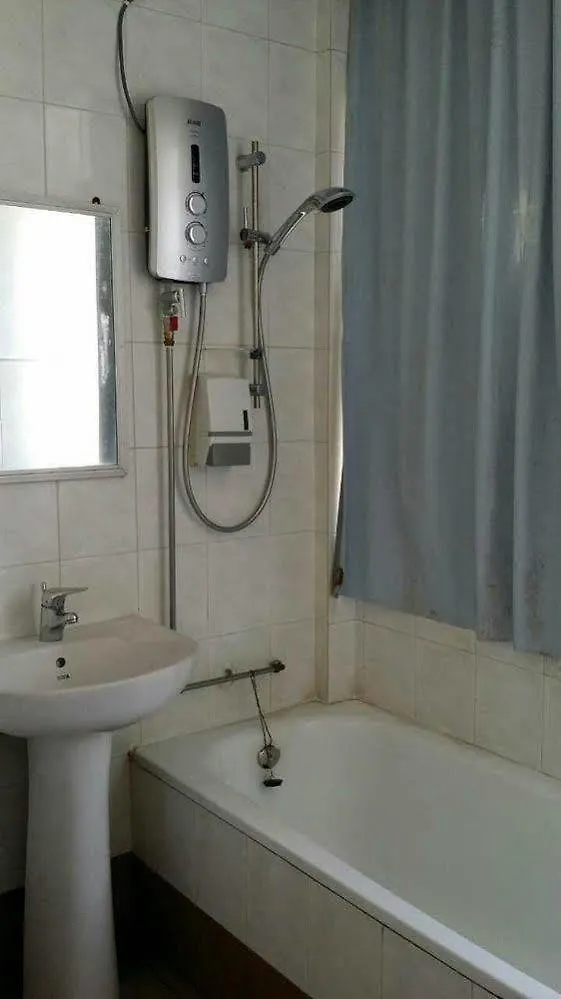 Dragon & Phoenix Hotel Ipoh 2*,