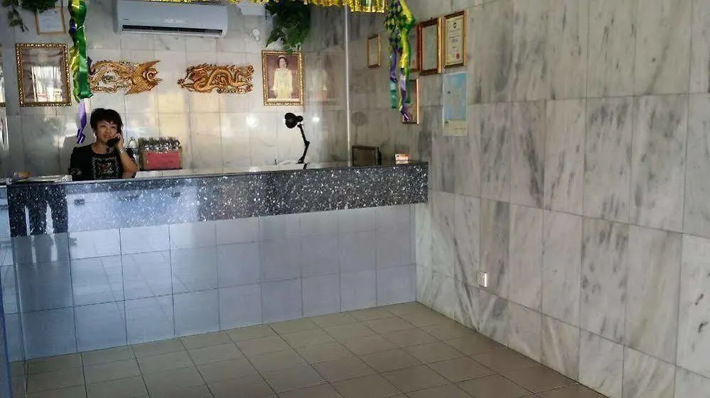 Dragon & Phoenix Hotel